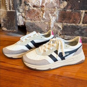 Gola Saturn Quadrant size 8 barely worn!